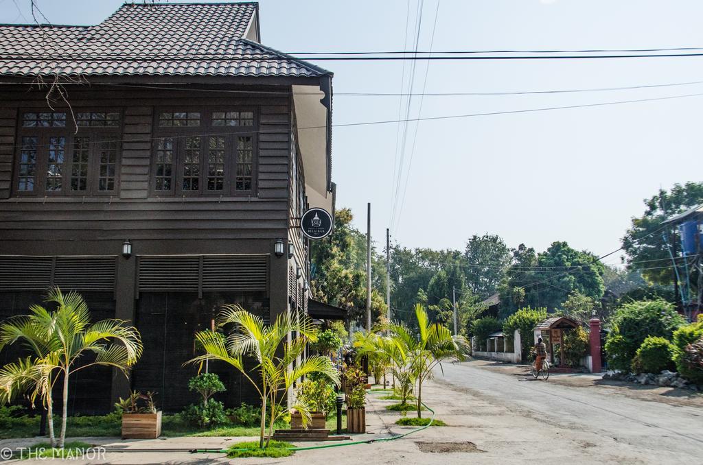The Manor Hotel 娘瑞 外观 照片