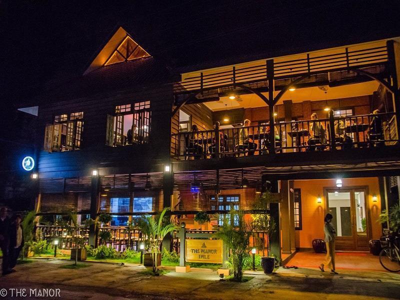 The Manor Hotel 娘瑞 外观 照片