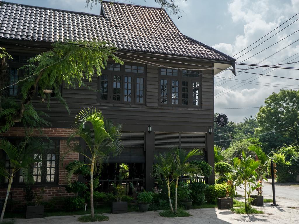 The Manor Hotel 娘瑞 外观 照片
