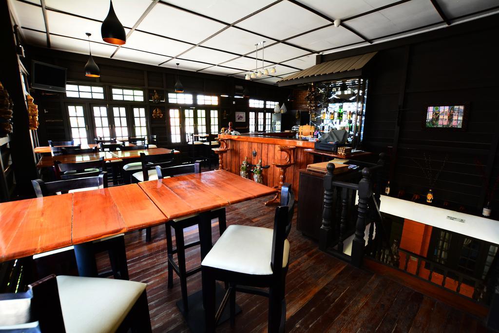 The Manor Hotel 娘瑞 外观 照片