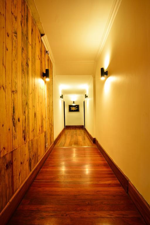 The Manor Hotel 娘瑞 外观 照片