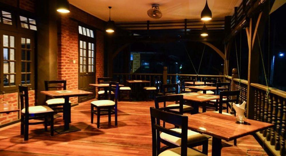 The Manor Hotel 娘瑞 外观 照片