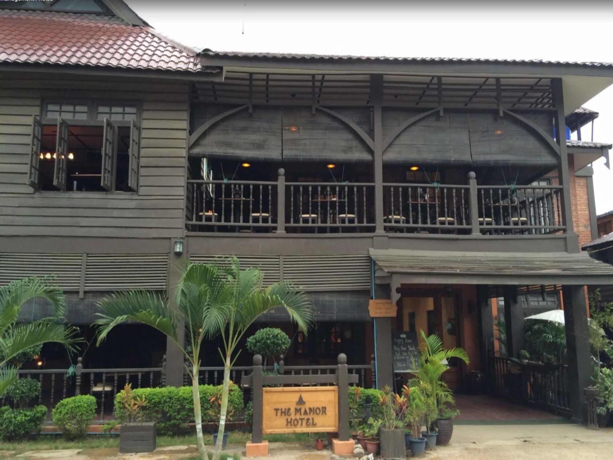 The Manor Hotel 娘瑞 外观 照片