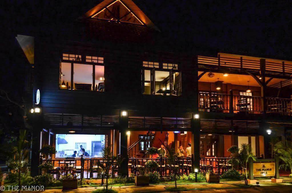 The Manor Hotel 娘瑞 外观 照片
